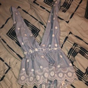 the cutest blouse but my boobs fall out lol